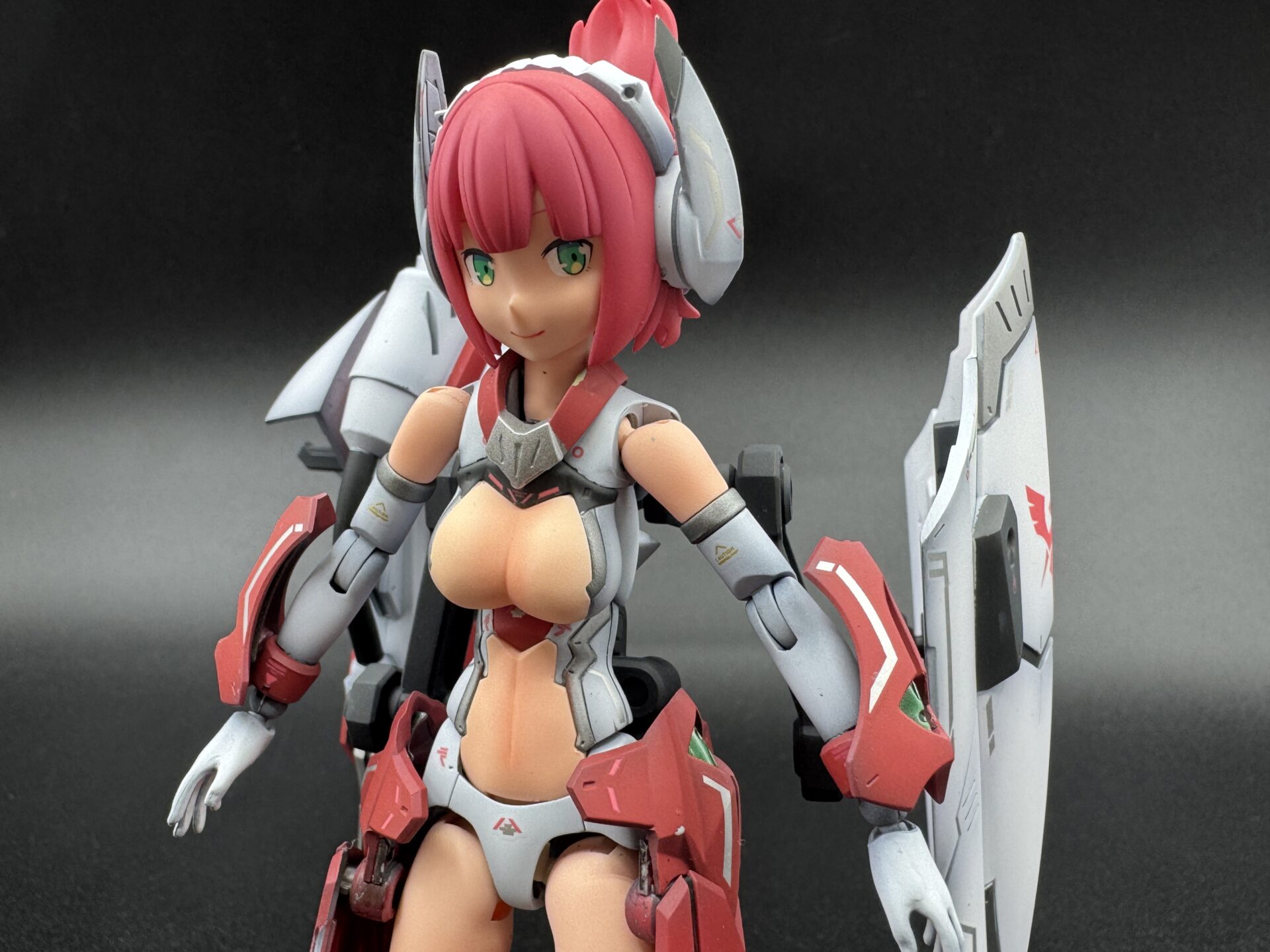 バレットナイツ ランサーを全塗装で美しく仕上げる｜塗装レシピ＆製作レビュー